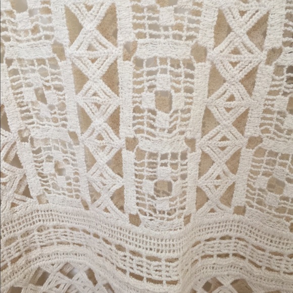 Lace top - Picture 2 of 5